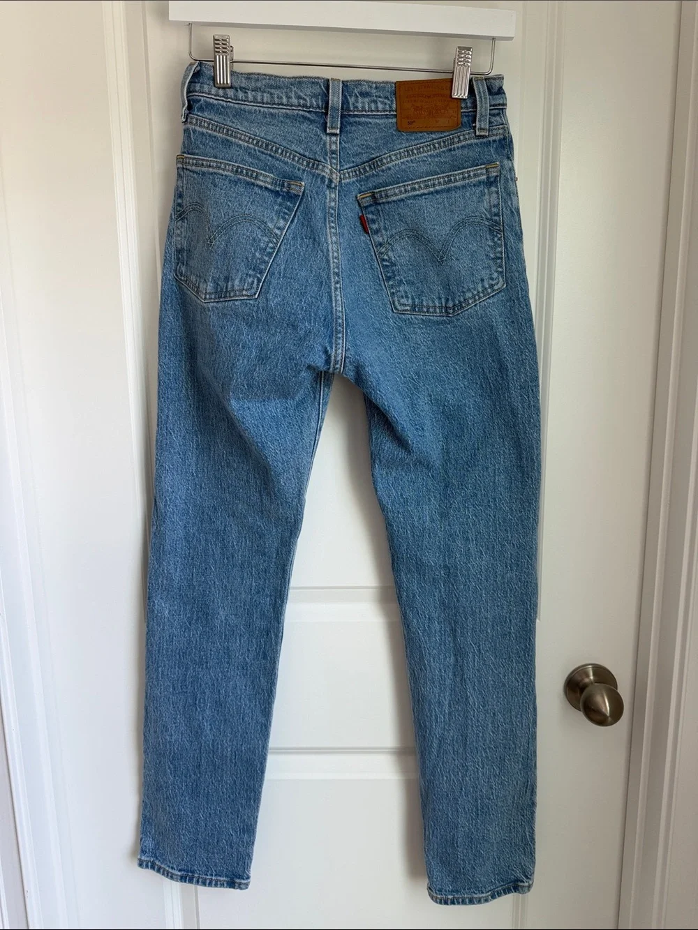 LEVI’S 501 High-Rise Straight Jeans